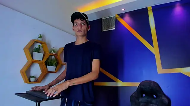 imperial boys online show from September 2025 04:12:01 AM