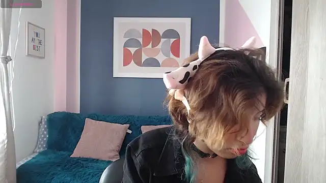 VenusMist online show from September 2025 01:45:01 PM