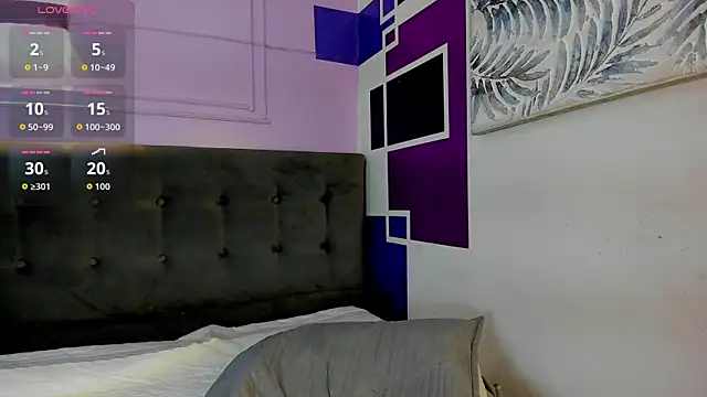 Snapshot of tiiny_emilly chatting on October 2025 09:36:02 PM tiiny emilly online show from October 2025 09:36:02 PM