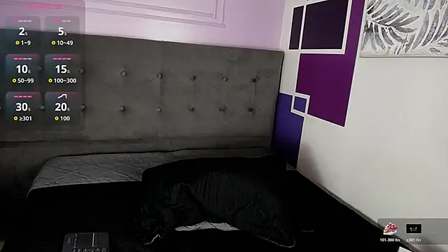 Snapshot of tiiny_emilly chatting on October 2025 04:08:02 PM tiiny emilly online show from October 2025 04:08:02 PM