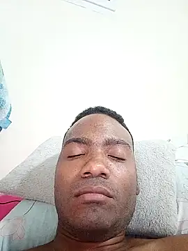 Snapshot of marii15 chatting on November 2025 11:26:02 PM marii15 online show from November 2025 11:26:02 PM