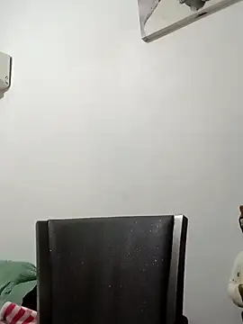 LUISSLEONN0958 online show from November 2025 07:08:01 AM