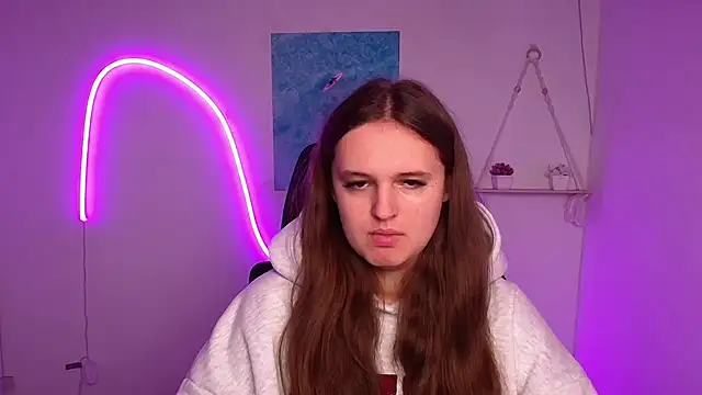 Aurora White online show from October 2025 11:22:02 AM