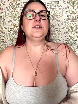 Lacey-BBW online show from September 2025 08:25:01 PM