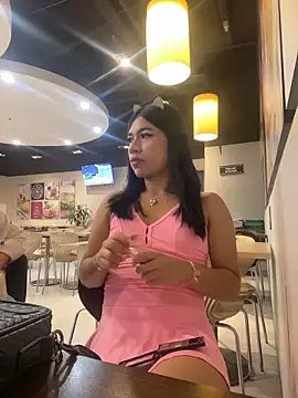 Snapshot of LiaSaenz27 chatting on October 2025 02:39:02 PM LiaSaenz27 online show from October 2025 02:39:02 PM