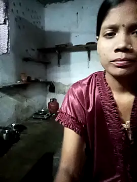 Snapshot of SEXY-MAHI4 chatting on September 2025 06:40:01 AM SEXY-MAHI4 online show from September 2025 06:40:01 AM