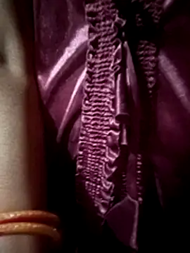 Snapshot of SEXY-MAHI4 chatting on November 2025 05:45:02 PM SEXY-MAHI4 online show from November 2025 05:45:02 PM