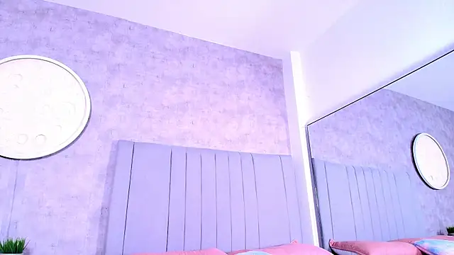 Snapshot of karla-ruiz chatting on October 2025 10:31:01 PM karla-ruiz online show from October 2025 10:31:01 PM