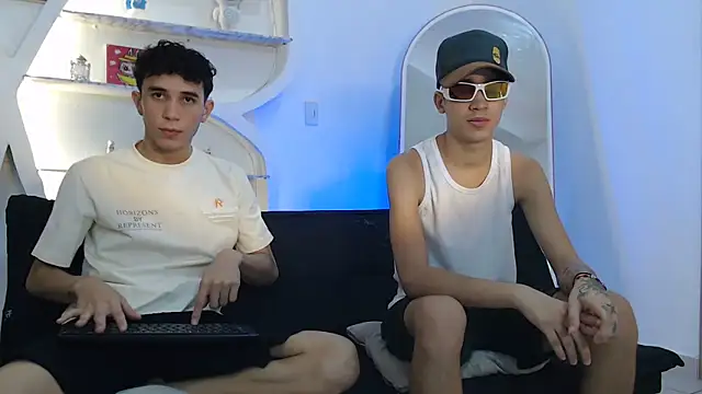 THREE GUYS HOT online show from October 2025 07:31:02 PM