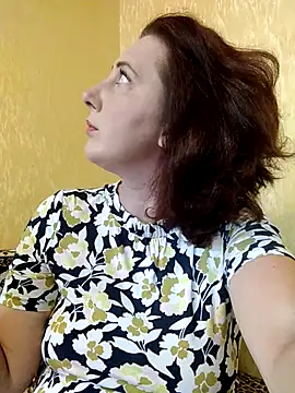 Ninna Selina online show from September 2025 08:14:02 AM