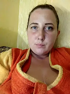 Ninna Selina online show from September 2025 07:33:02 AM