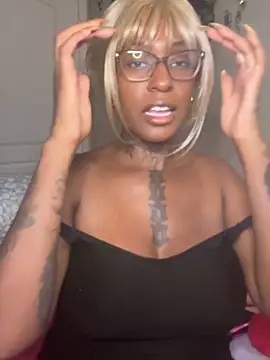 Snapshot of MistiSavannah chatting on November 2025 01:52:01 AM MistiSavannah online show from November 2025 01:52:01 AM