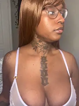 Snapshot of MistiSavannah chatting on November 2025 04:29:01 PM MistiSavannah online show from November 2025 04:29:01 PM