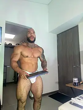 Snapshot of Andrew_Johnnson chatting on October 2025 06:43:01 PM Andrew Johnnson online show from October 2025 06:43:01 PM