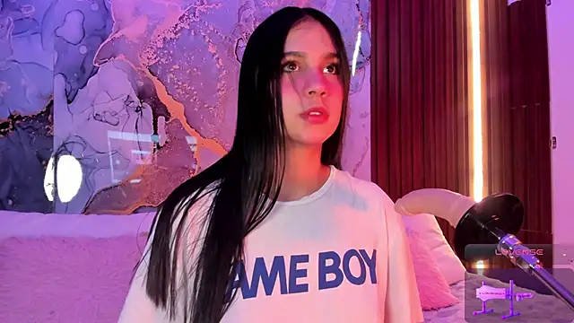 Snapshot of Emmiicute chatting on October 2025 01:34:01 PM Emmiicute online show from October 2025 01:34:01 PM