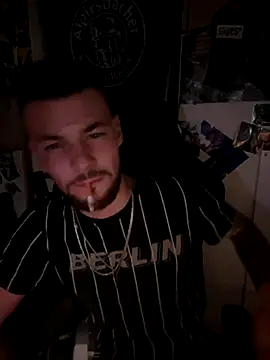 Snapshot of Mexxwell69 chatting on September 2025 10:59:02 PM Mexxwell69 online show from September 2025 10:59:02 PM