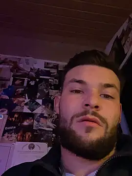 Snapshot of Mexxwell69 chatting on October 2025 11:09:01 PM Mexxwell69 online show from October 2025 11:09:01 PM