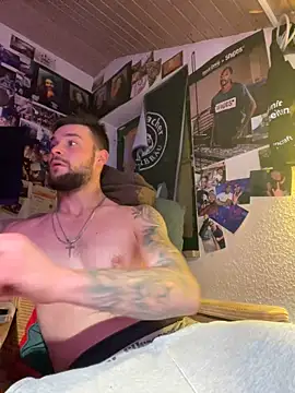 Snapshot of Mexxwell69 chatting on November 2025 08:11:02 PM Mexxwell69 online show from November 2025 08:11:02 PM