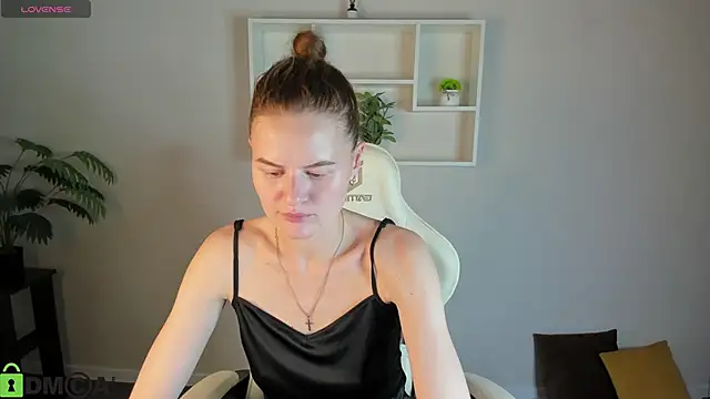 Wanda Gomez online show from September 2025 02:10:01 PM