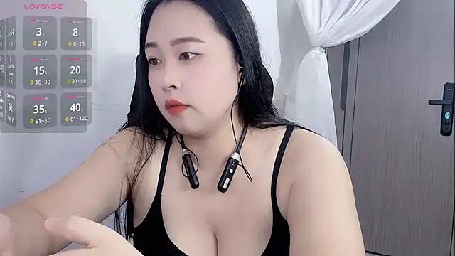 xchenchen online show from September 2025 04:01:02 PM