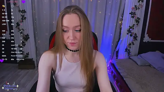 Snapshot of -Seava chatting on October 2025 01:42:01 PM -Seava online show from October 2025 01:42:01 PM