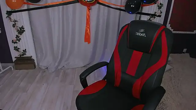 Snapshot of -Seava chatting on October 2025 04:25:02 PM -Seava online show from October 2025 04:25:02 PM