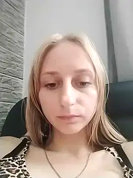 babyXlove online show from September 2025 07:30:02 AM