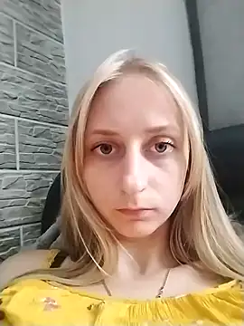 babyXlove online show from September 2025 08:38:01 AM
