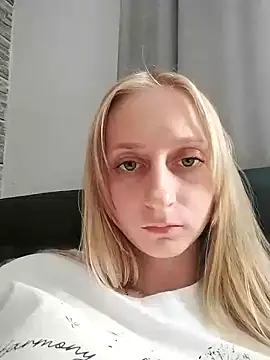 babyXlove online show from September 2025 11:46:02 AM