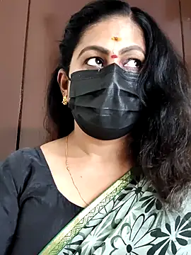 Snapshot of Sweetie_swetha37 chatting on October 2025 06:04:01 PM Sweetie swetha37 online show from October 2025 06:04:01 PM