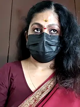 Snapshot of Sweetie_swetha37 chatting on October 2025 04:37:01 PM Sweetie swetha37 online show from October 2025 04:37:01 PM