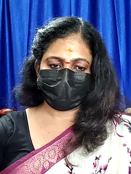 Snapshot of Sweetie_swetha37 chatting on October 2025 07:20:01 PM Sweetie swetha37 online show from October 2025 07:20:01 PM