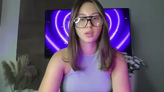 Snapshot of StellarAlice chatting on October 2025 05:53:01 PM StellarAlice online show from October 2025 05:53:01 PM