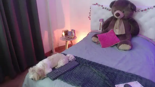 kylie444  online show from October 2025 10:10:02 PM