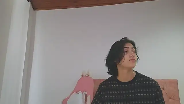 Crystal Star  online show from October 2025 12:37:02 PM