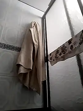 Crystal Star  online show from November 2025 04:29:01 PM