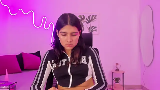 Snapshot of Cherrydollxx chatting on October 2025 12:03:01 PM Cherrydollxx online show from October 2025 12:03:01 PM