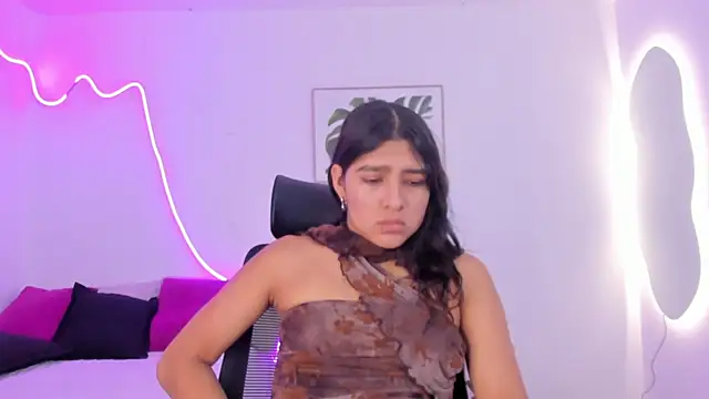 Snapshot of Cherrydollxx chatting on October 2025 10:18:01 AM Cherrydollxx online show from October 2025 10:18:01 AM