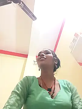 Aapki Chahat0143 online show from November 2025 09:33:01 AM