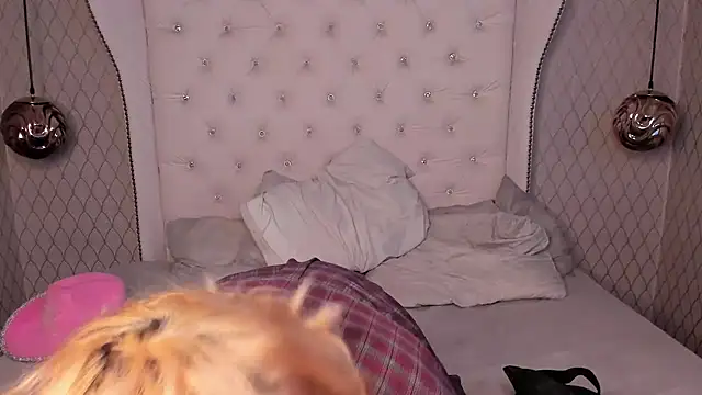 Snapshot of OliIverr22 chatting on October 2025 12:09:01 PM OliIverr22 online show from October 2025 12:09:01 PM