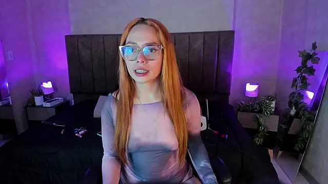 Snapshot of LanaMills_ chatting on October 2025 03:49:02 AM LanaMills online show from October 2025 03:49:02 AM