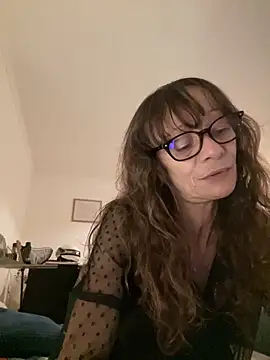 Snapshot of Chris06d22@xh chatting on October 2025 07:02:01 PM Chris06d22xh online show from October 2025 07:02:01 PM