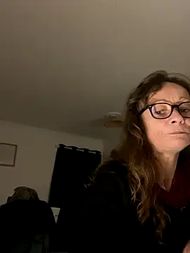 Snapshot of Chris06d22@xh chatting on October 2025 07:03:02 PM Chris06d22xh online show from October 2025 07:03:02 PM