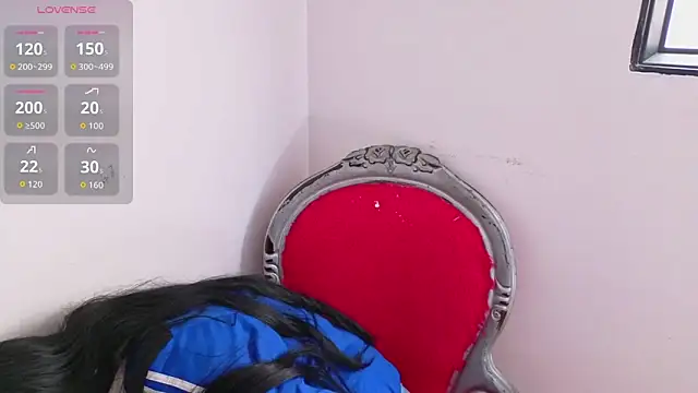 Snapshot of EmilyGala chatting on October 2025 07:58:01 PM EmilyGala online show from October 2025 07:58:01 PM