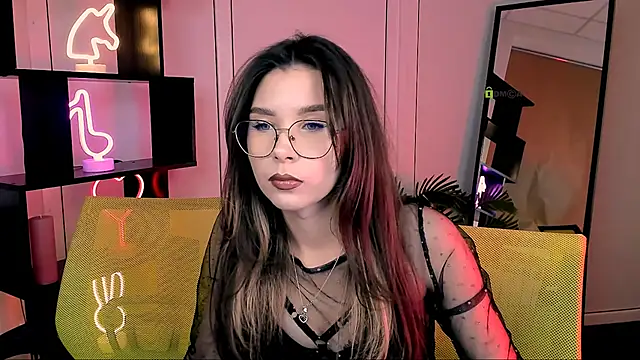 Snapshot of lily_morty chatting on October 2025 07:13:02 PM lily morty online show from October 2025 07:13:02 PM