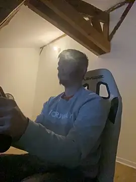 Snapshot of coupleamateurfun23 chatting on December 2025 08:06:02 PM coupleamateurfun23 online show from December 2025 08:06:02 PM