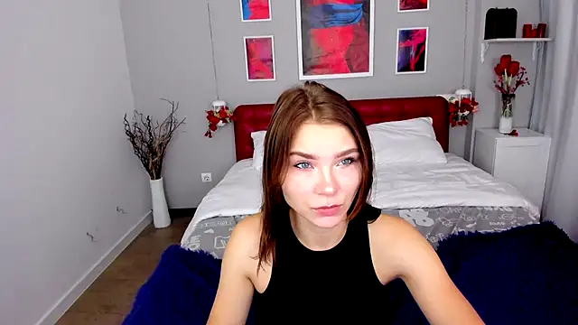 XSaraLeoneX online show from September 2025 07:10:02 AM