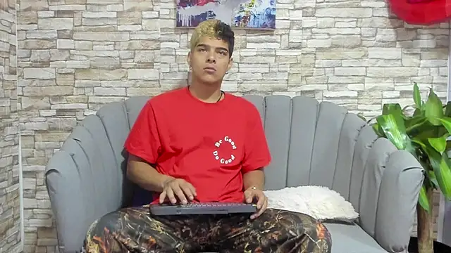 wyatt 3 online show from September 2025 11:00:01 AM