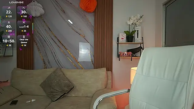 MilaCrave online show from October 2025 11:55:02 AM