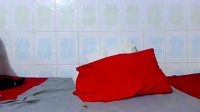 Snapshot of Eroticdollxx3 chatting on October 2025 04:14:02 PM Eroticdollxx3 online show from October 2025 04:14:02 PM